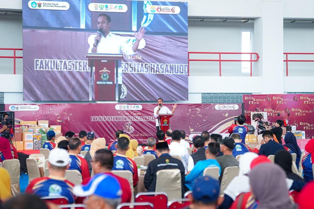 Gubernur Andi Sudirman Dorong Engineer FT Unhas Sukseskan Pembangunan Infrastruktur Sulsel