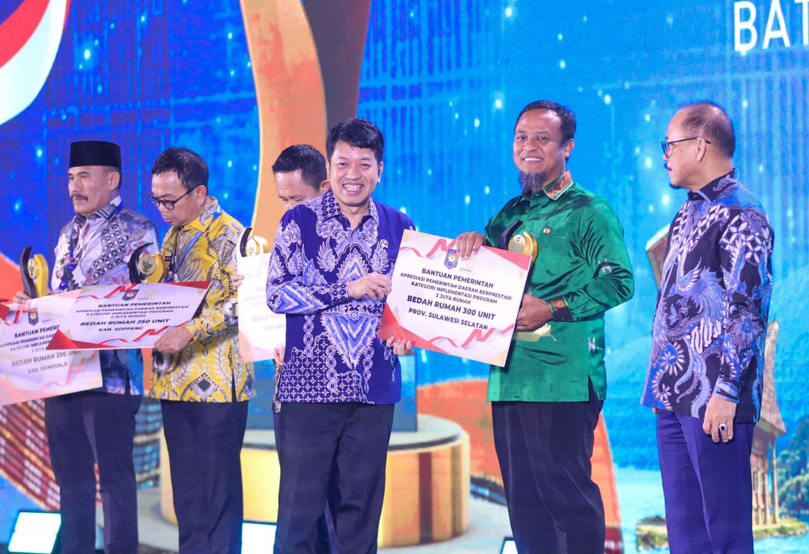 Sulsel Raih Dua Penghargaan Terbaik I dari Kemendagri, Andi Sudirman: Insentif Harus Berdampak bagi Masyarakat